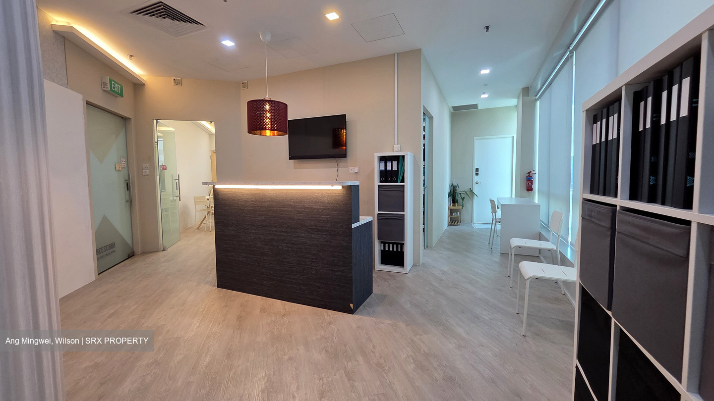 Sunshine Plaza (D7), Office #557102261